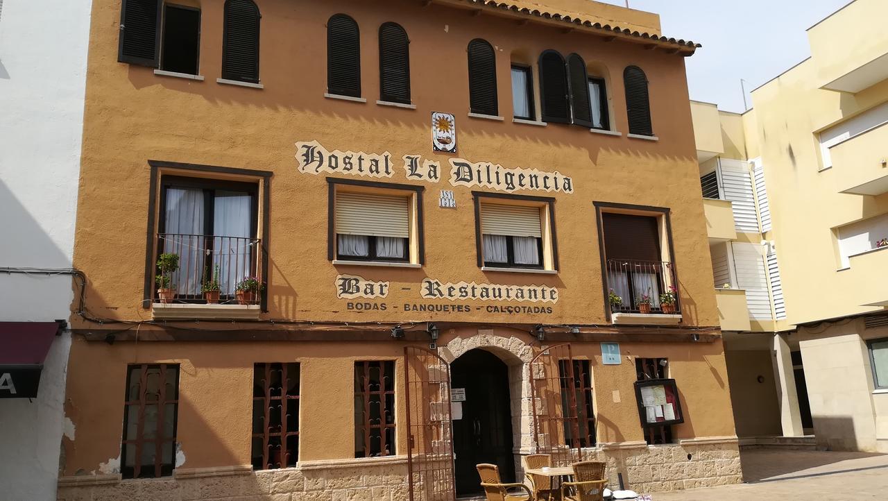 Hostal Restaurante La Diligencia Cunit Exterior photo